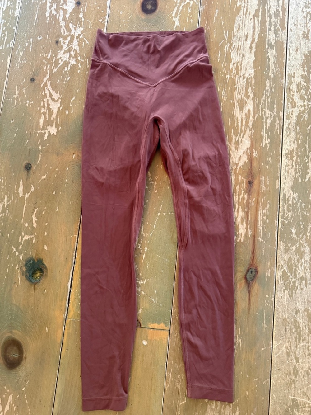 Lululemon breezethrough high-rise tight 25”